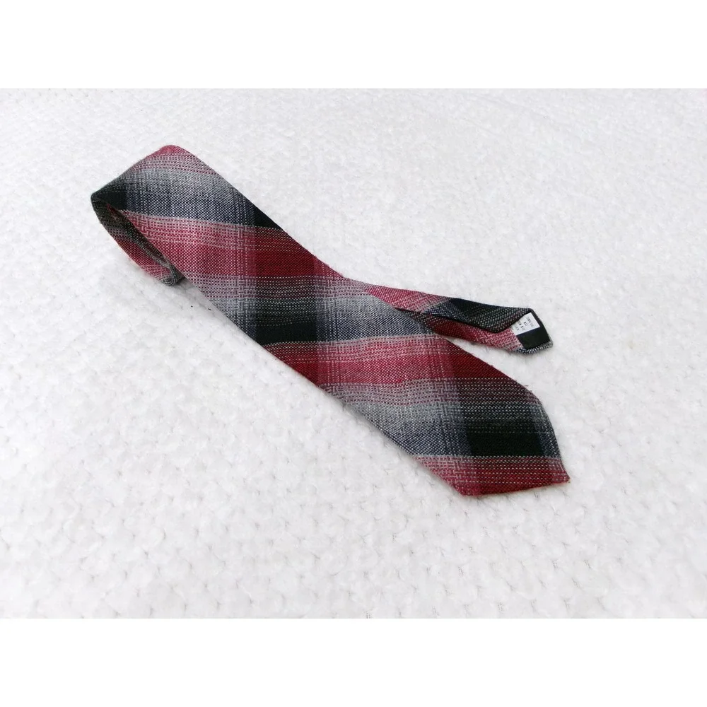 Woolcrofter Mens 3x56 Necktie Red Grey Black Plaid Wool Blend Made in USA